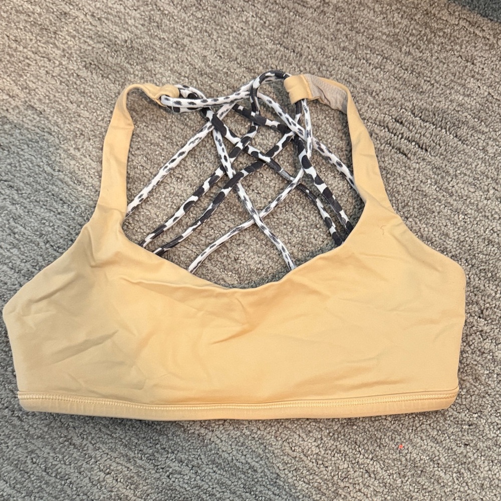 LULULEMON Free to Be Wild Sports Bra